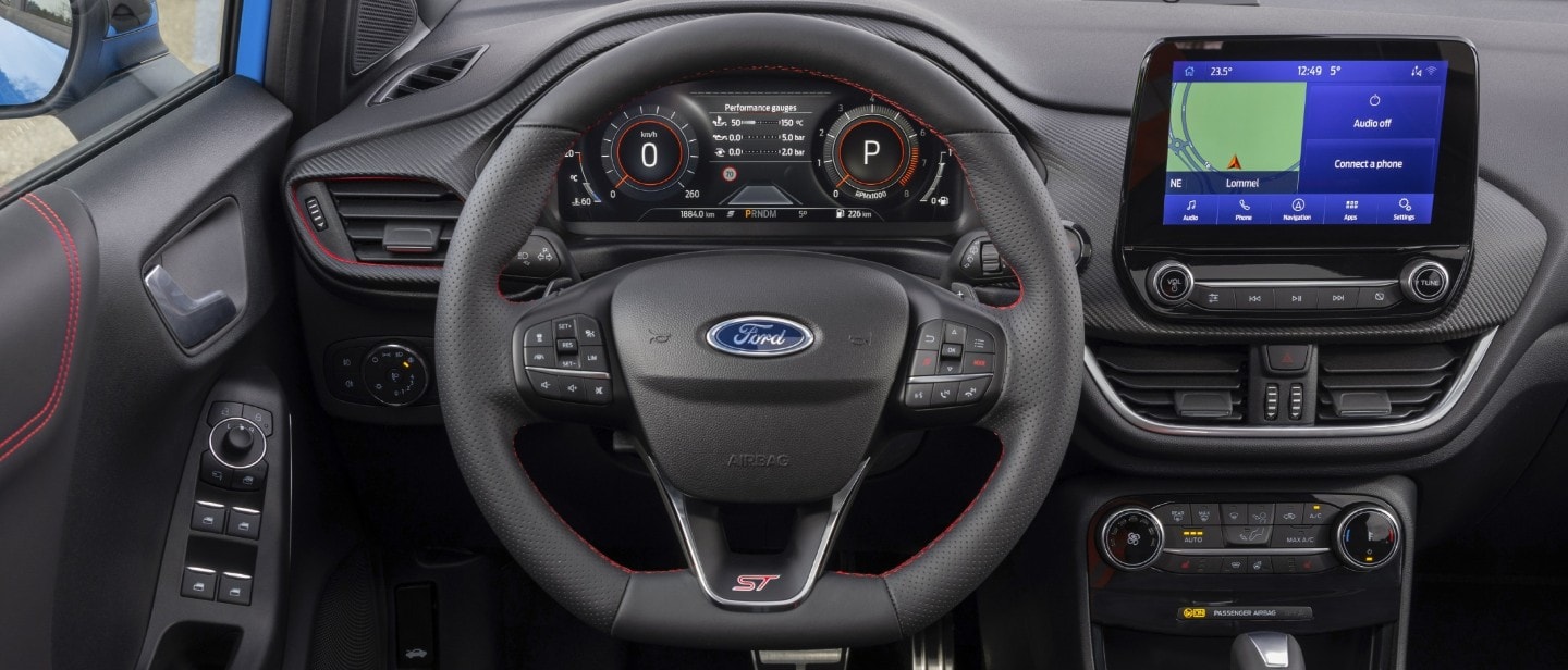 Dashboard do SUV desportivo Ford Puma ST a mostrar os modos de condução