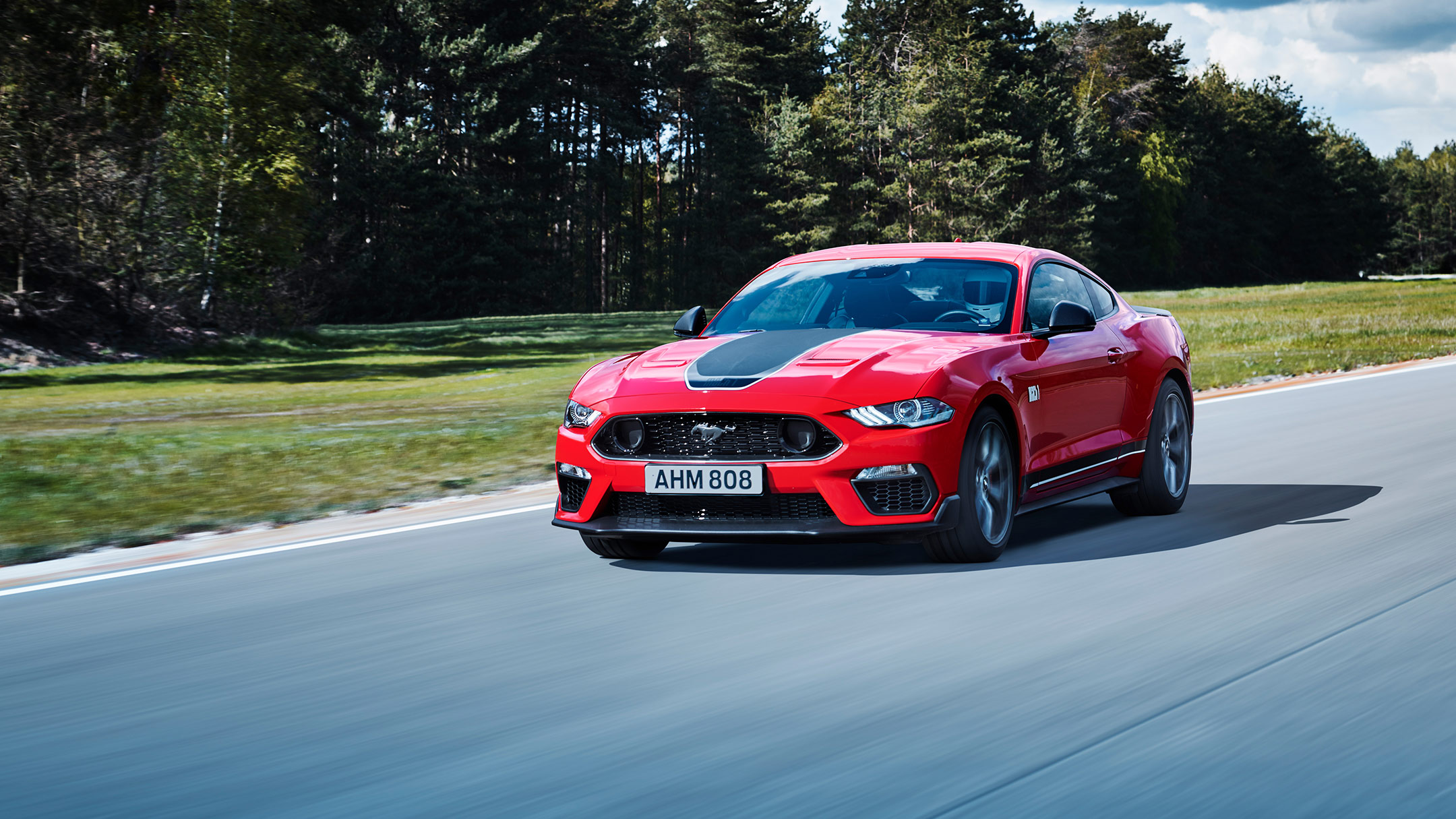 O novo Ford Mustang Mach 1 faz a sua primeira aparição na Europa