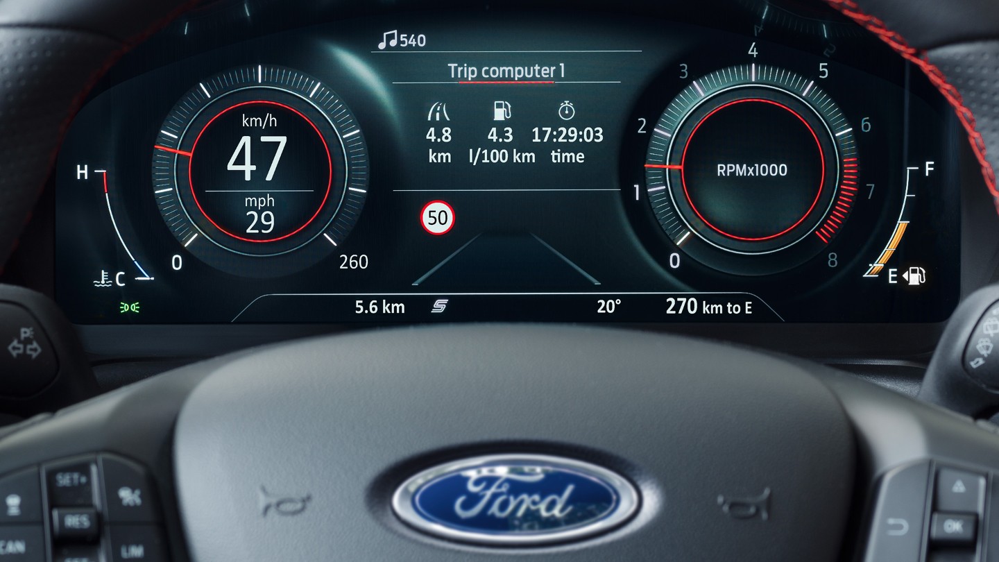 Sistema de reconhecimento de sinais Novo Ford Puma ST