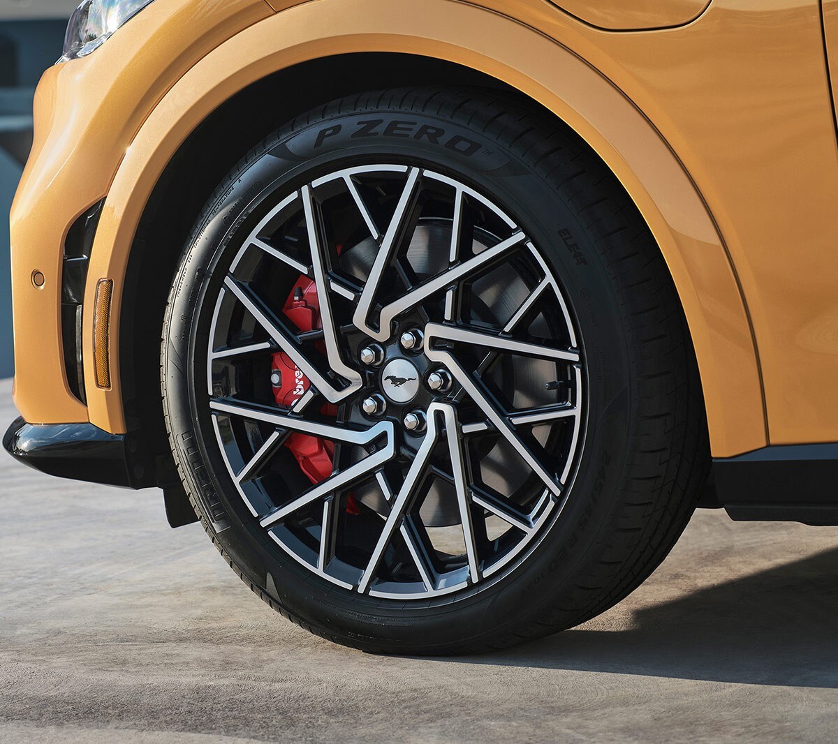 Detalhe da roda Mach-E GT