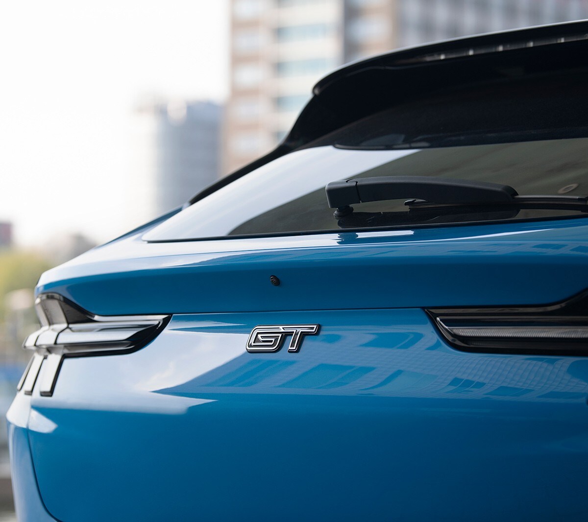 Emblema traseiro GT
