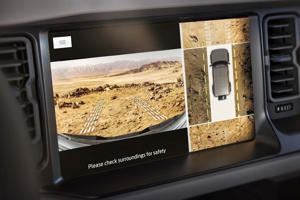 Grande plano no ecrã tátil SYNC 4 conectado do  Ford Bronco.
