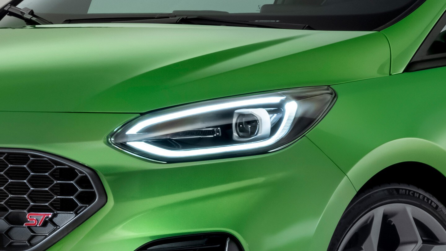 Faróis LED inteligentes
