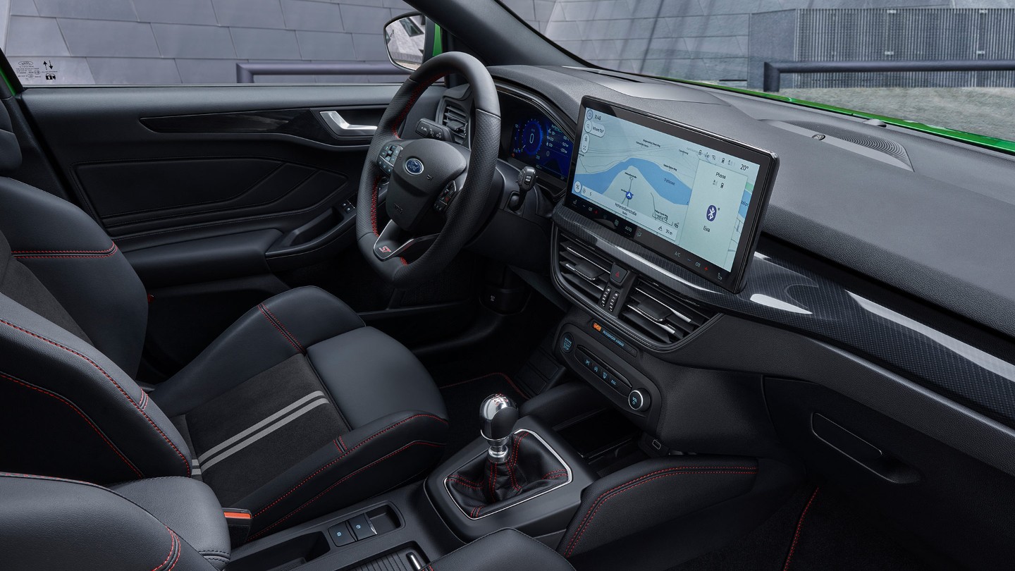 Interior do Focus ST com imagem interior do ecrã tátil