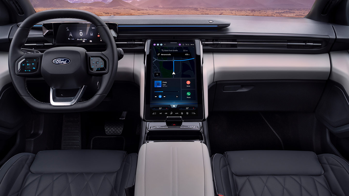 Interior do Ford Explorer elétrico