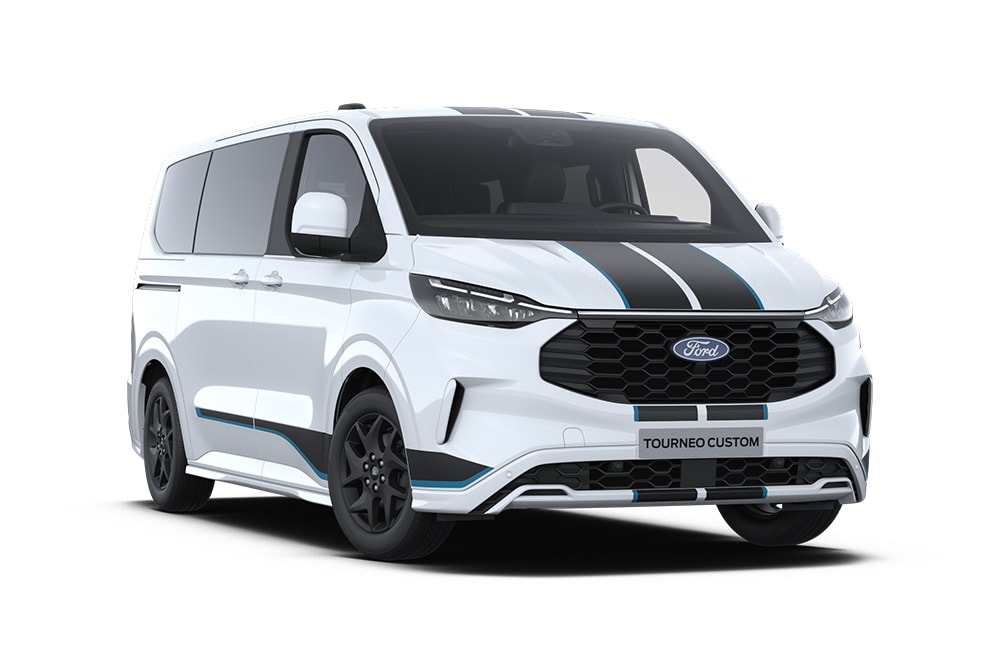 Ângulo dianteiro esquerdo de um Ford Tourneo Custom Sport branco.