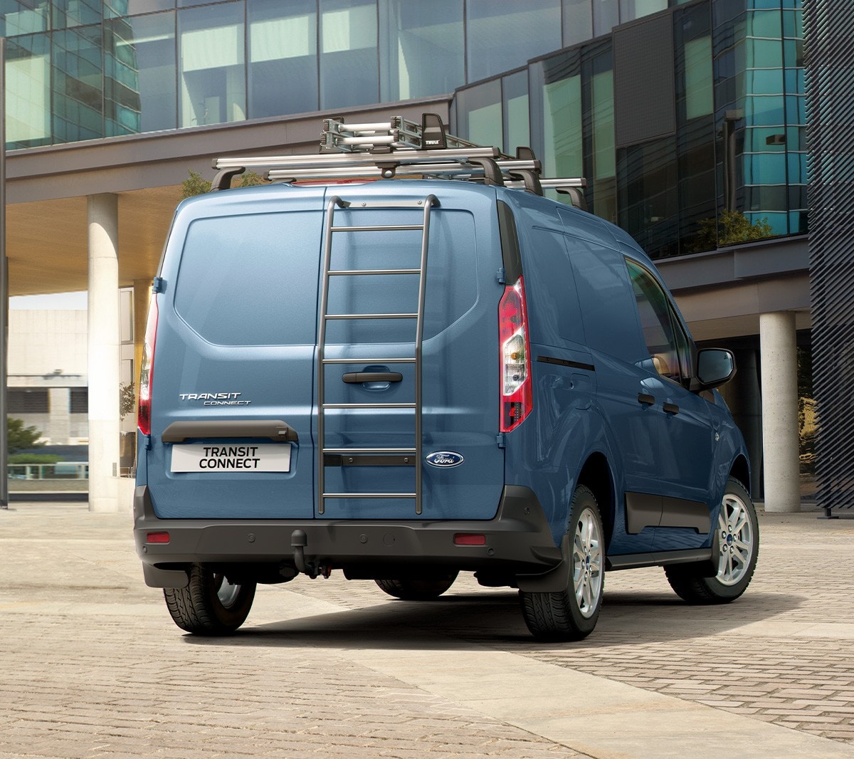 Vista traseira da Ford Transit Connect