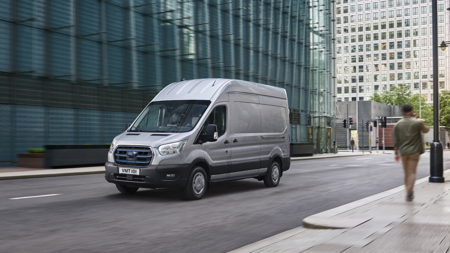 Ford E-Transit em circulação