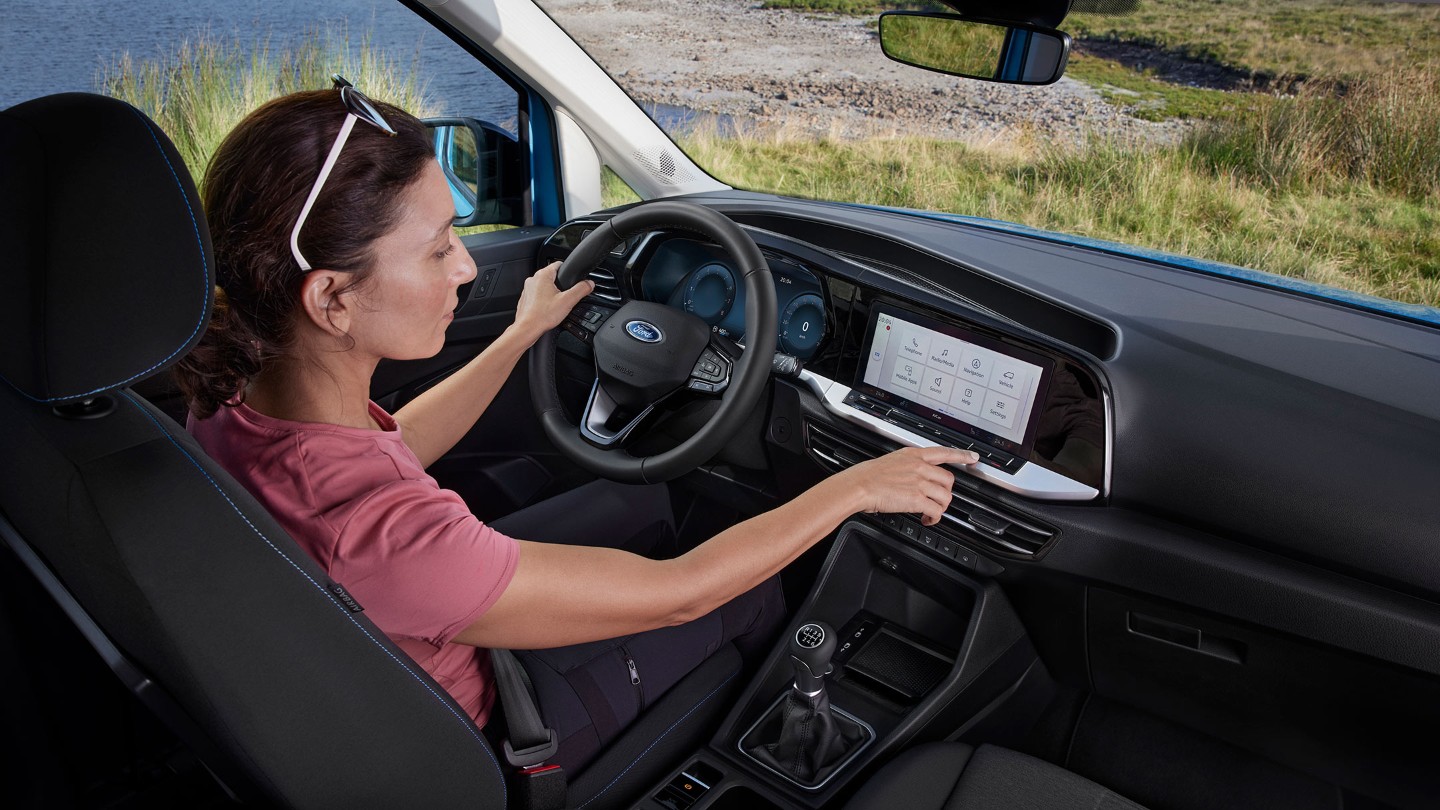 Interface digital do condutor do Ford Tourneo Connect.
