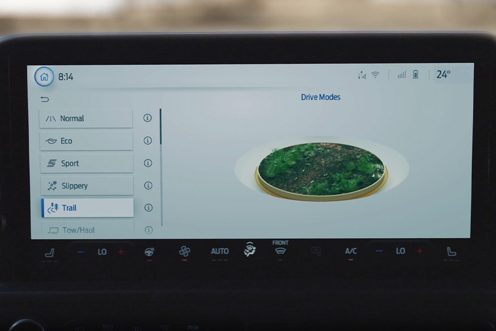 Ecrã de seleção do modo de condução num Ford Transit Custom.