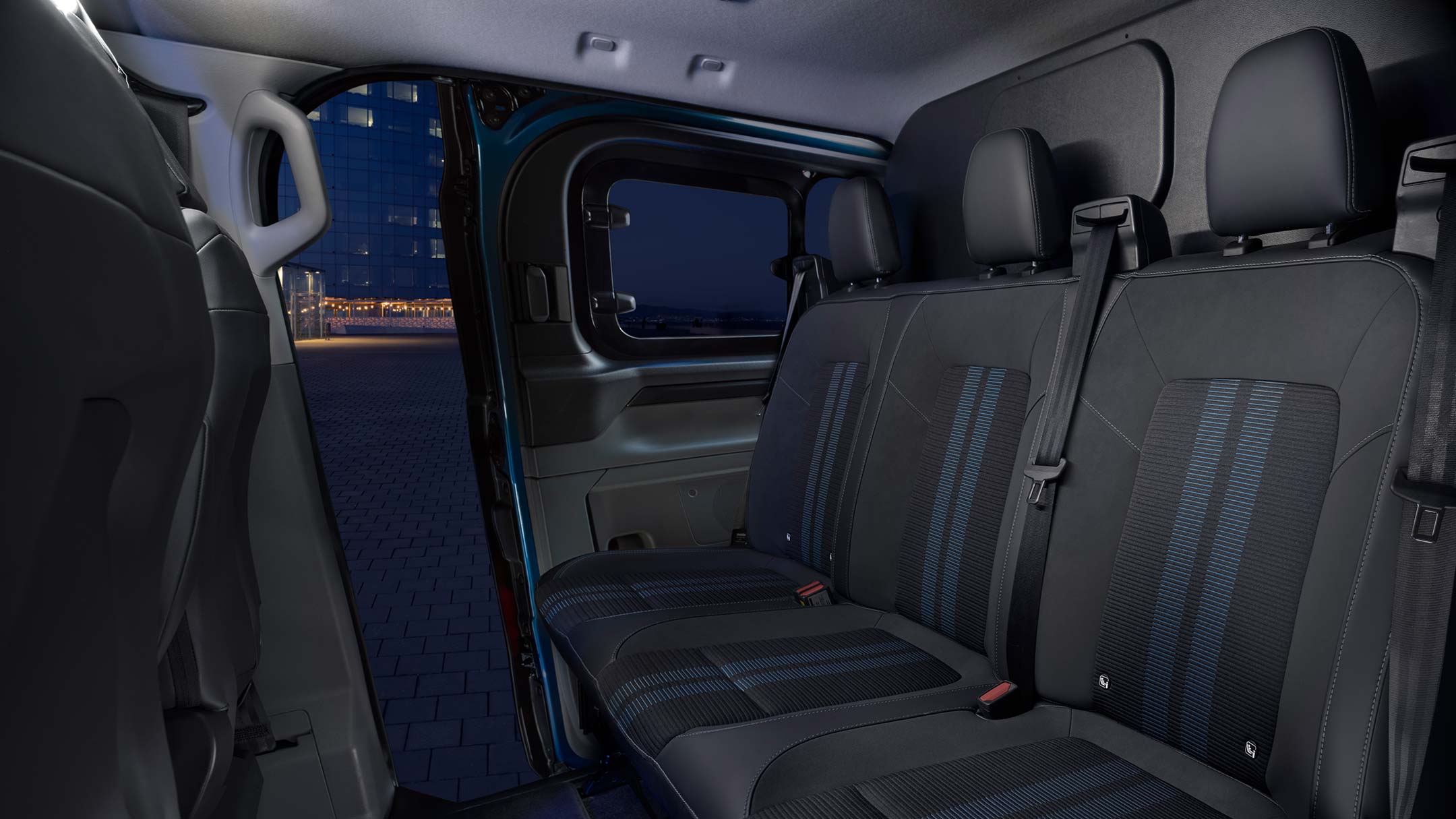 Ford Transit Cusom Sport interior seating