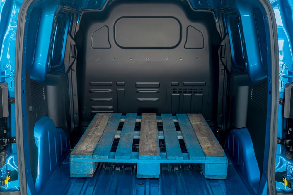 Ford E-Transit Courier Espaço de carga traseiro